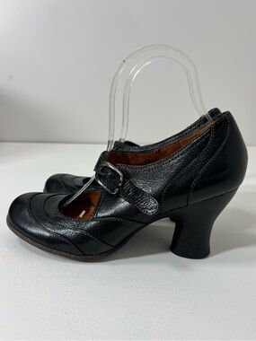 Naya Jupiter Mary Jane Heels Shoes Leather Strap Classic Black Size 8N Narrow